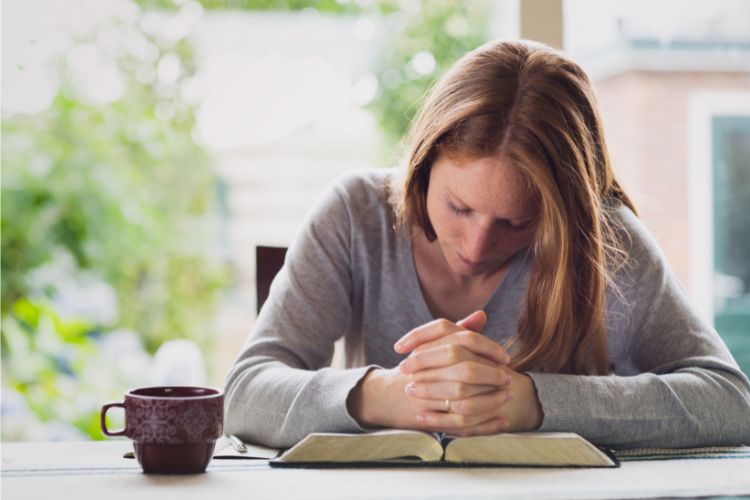 Vivendo com Propósito: Estudo Bíblico Completo