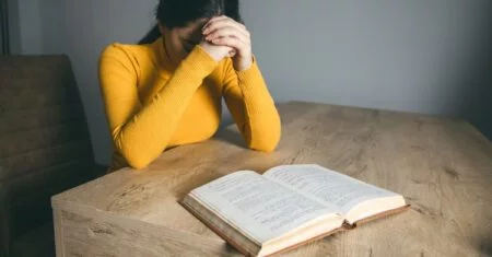 Coloque Tudo nas Mãos de Deus