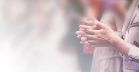 Culto do Amigo: 22 Temas + 10 Versículos + 3 Esboços
