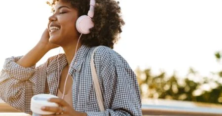 Top 16 Músicas Gospel mais Tocadas e Cantadas em 2024