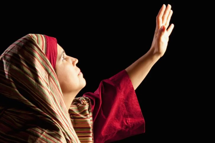 qualidades de Maria mãe de Jesus
