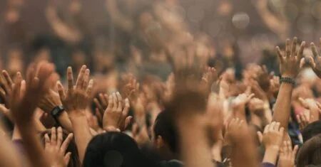 54 ideias de temas para culto de adolescentes