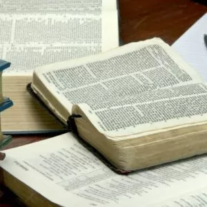 4 métodos de estudo bíblico que você precisa conhecer